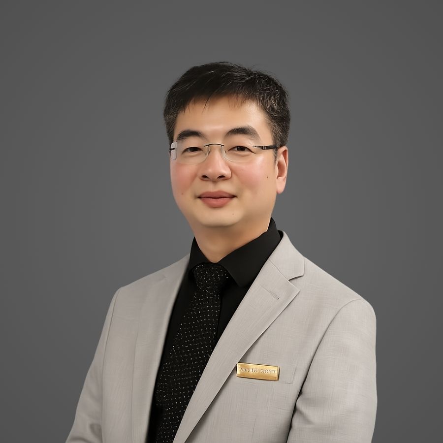 GS. Long Nghiêm